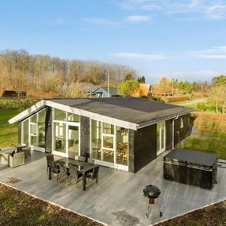 Holiday home Cozy In Rudkobing With Wifi