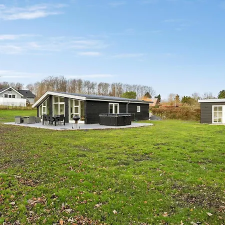 Cozy In Rudkobing With Wifi Holiday home Spodsbjerg
